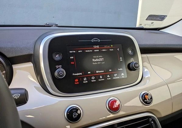 Fiat 500X cena 66900 przebieg: 92150, rok produkcji 2018 z Zakroczym małe 379